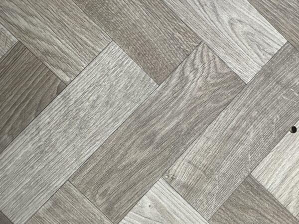 Alaska Vinyl Flooring - Image 9