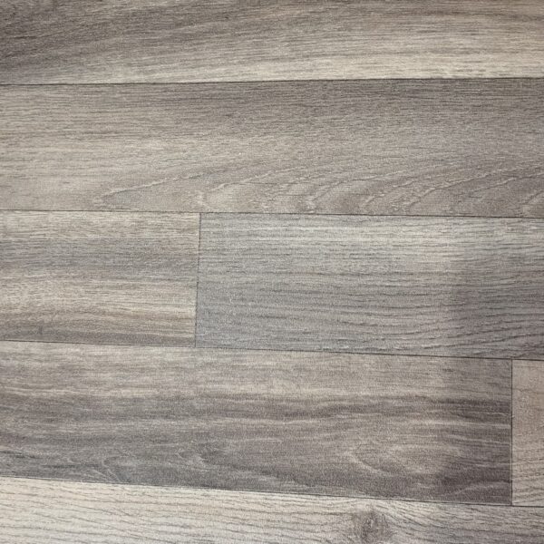 Spectre - Image 12