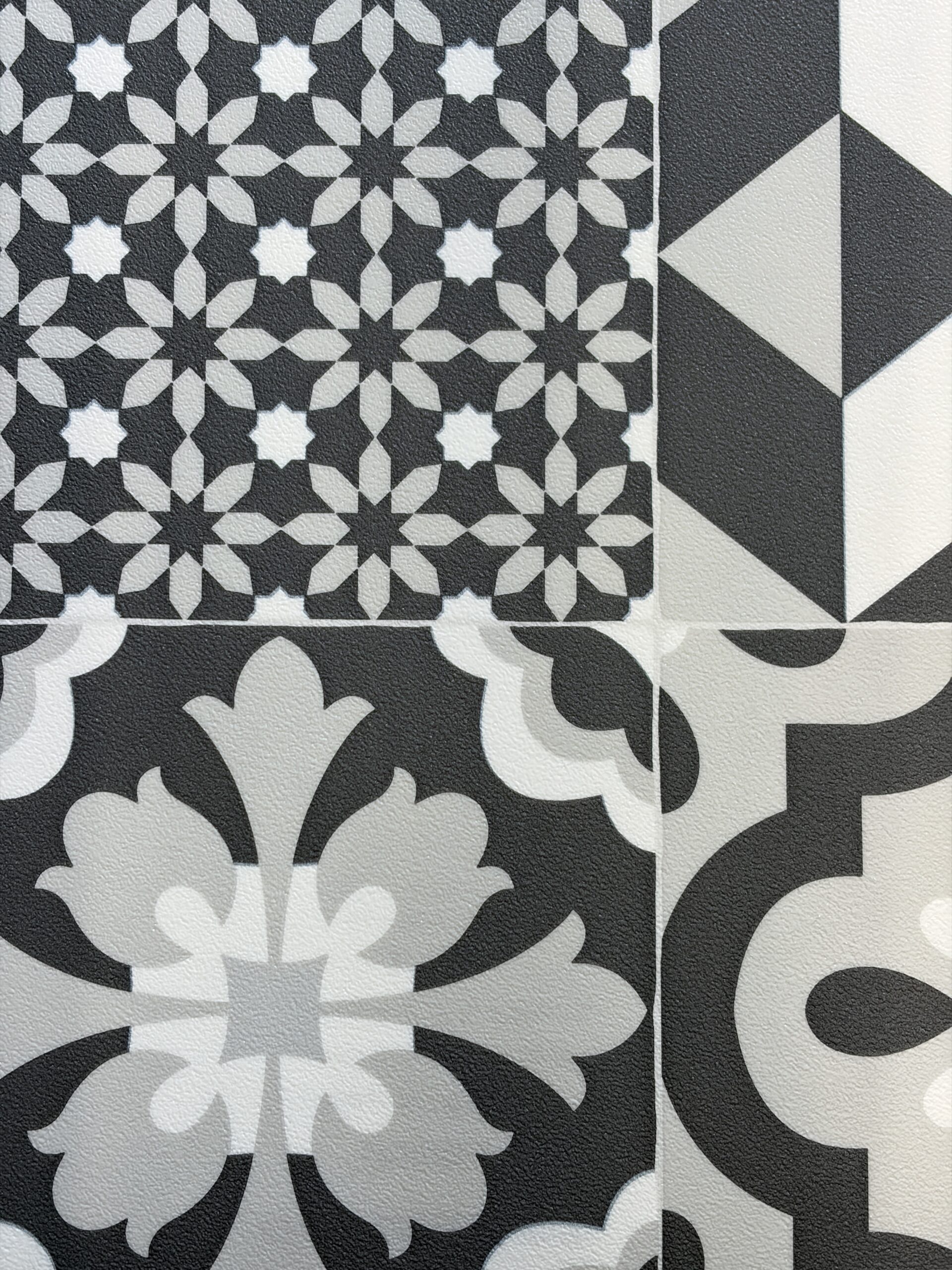 Quaker Vinyl Flooring - Image 14