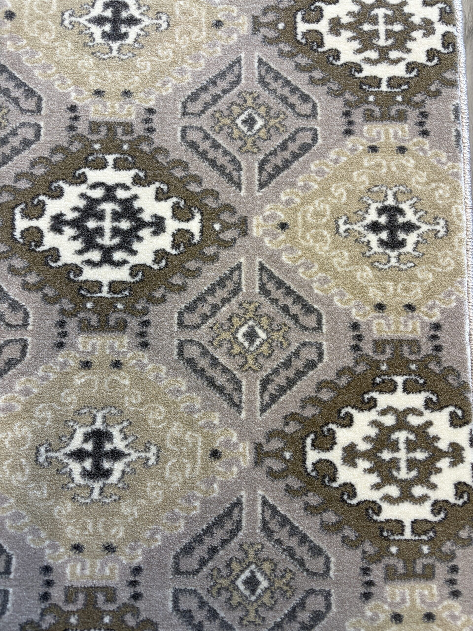 Capital Royal Wilton Supreme - Image 2