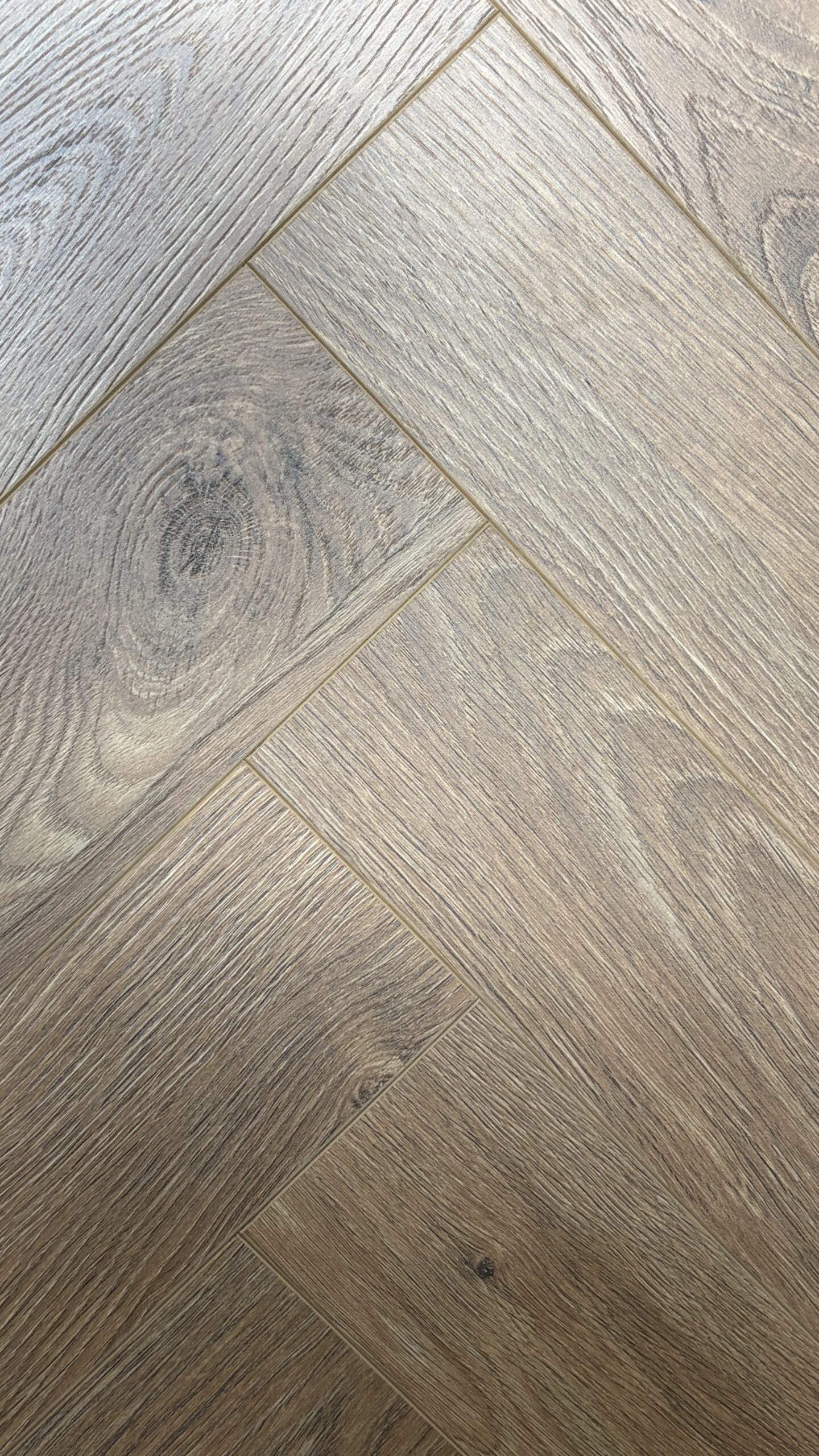 Crown Herringbone 12mm - Image 4